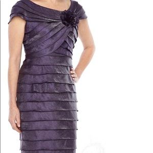 London Style Short Sleeve Sheath Dress